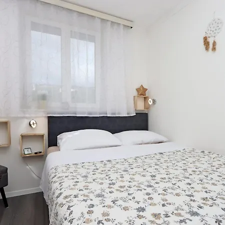Apartamento With Wifi - 21797 Crikvenica
